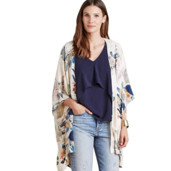 Kimono Style Jacket with In-set Lace - Picture 3 of 8